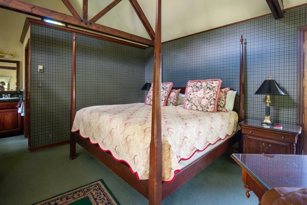 Apple Orchard Inn Hermosa Esterno foto