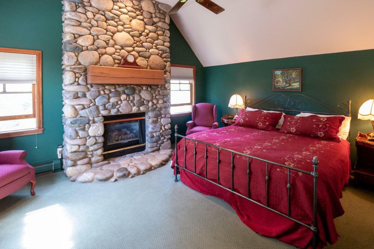 Apple Orchard Inn Hermosa Esterno foto