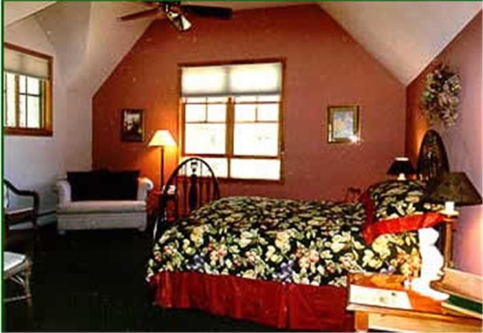 Apple Orchard Inn Hermosa Esterno foto